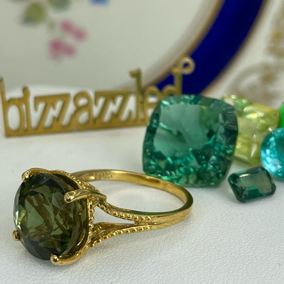 Clearance‼️8ct Green Tourmaline Solitaire 18k yellow Gold on 925 silver - Picture 6 of 16